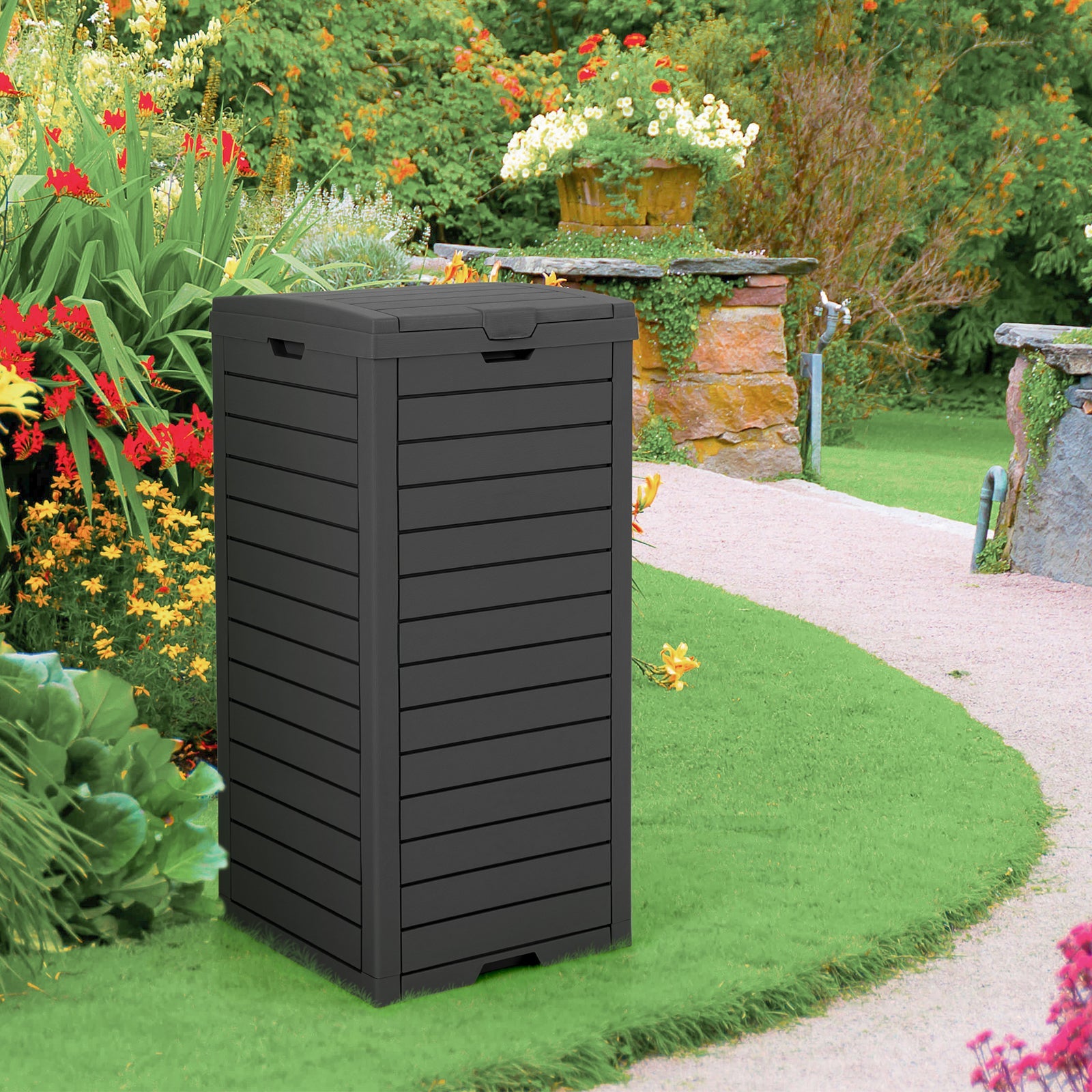 31 Gallon Large Outdoor Trash Can with Lid and Pull