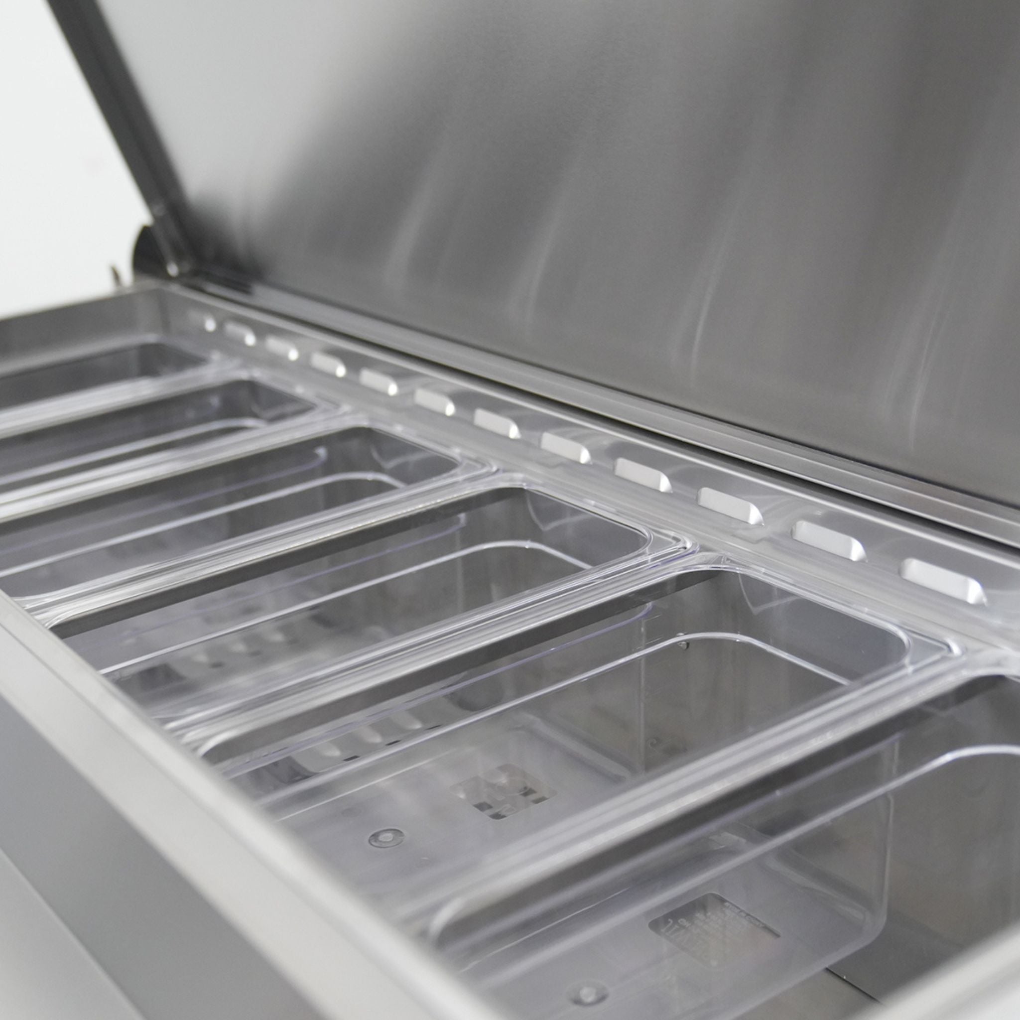 44-Inch Commercial Pizza Prep Table With Built-In 11 Cu.Ft Refrigerator
