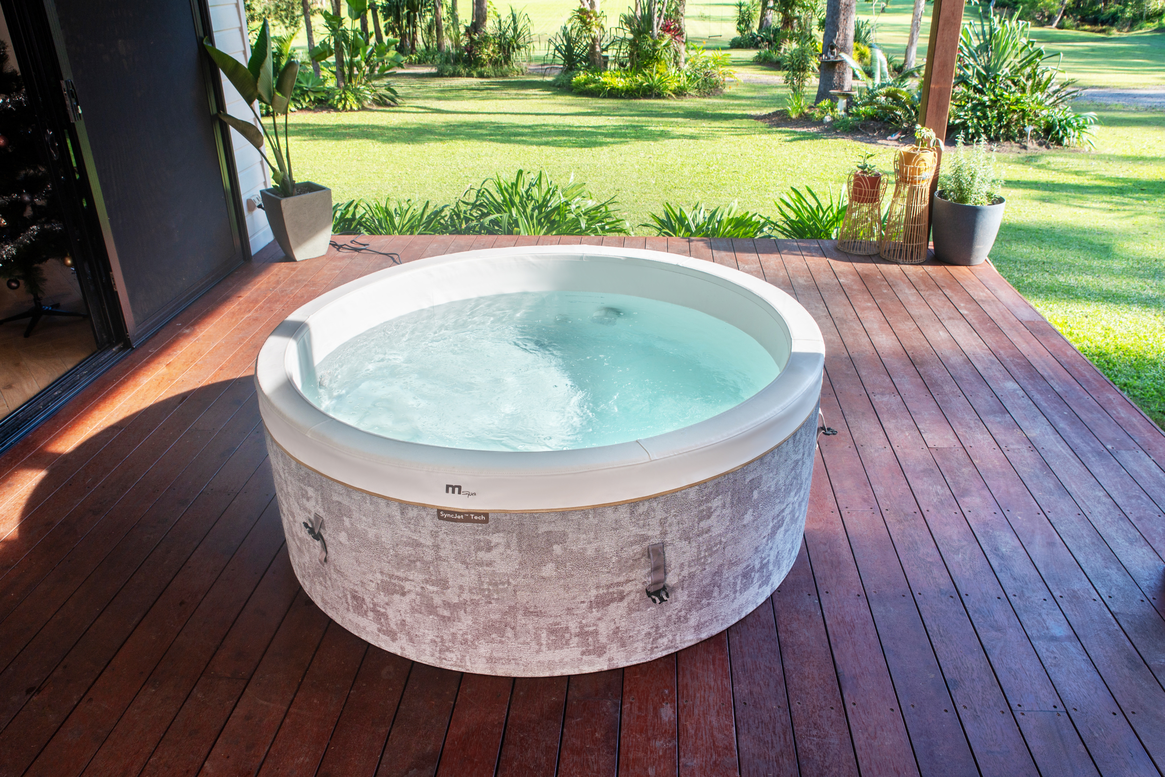 MSPA COCOON Verto Series 6-Person Rigid Hot Tub & Spa