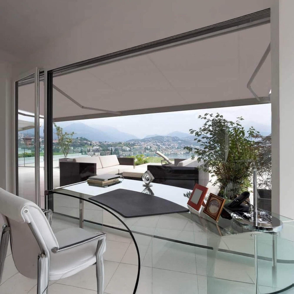 Advaning SG Series Manual Retractable Fully-Assembled Sun Shade Canopy Awning