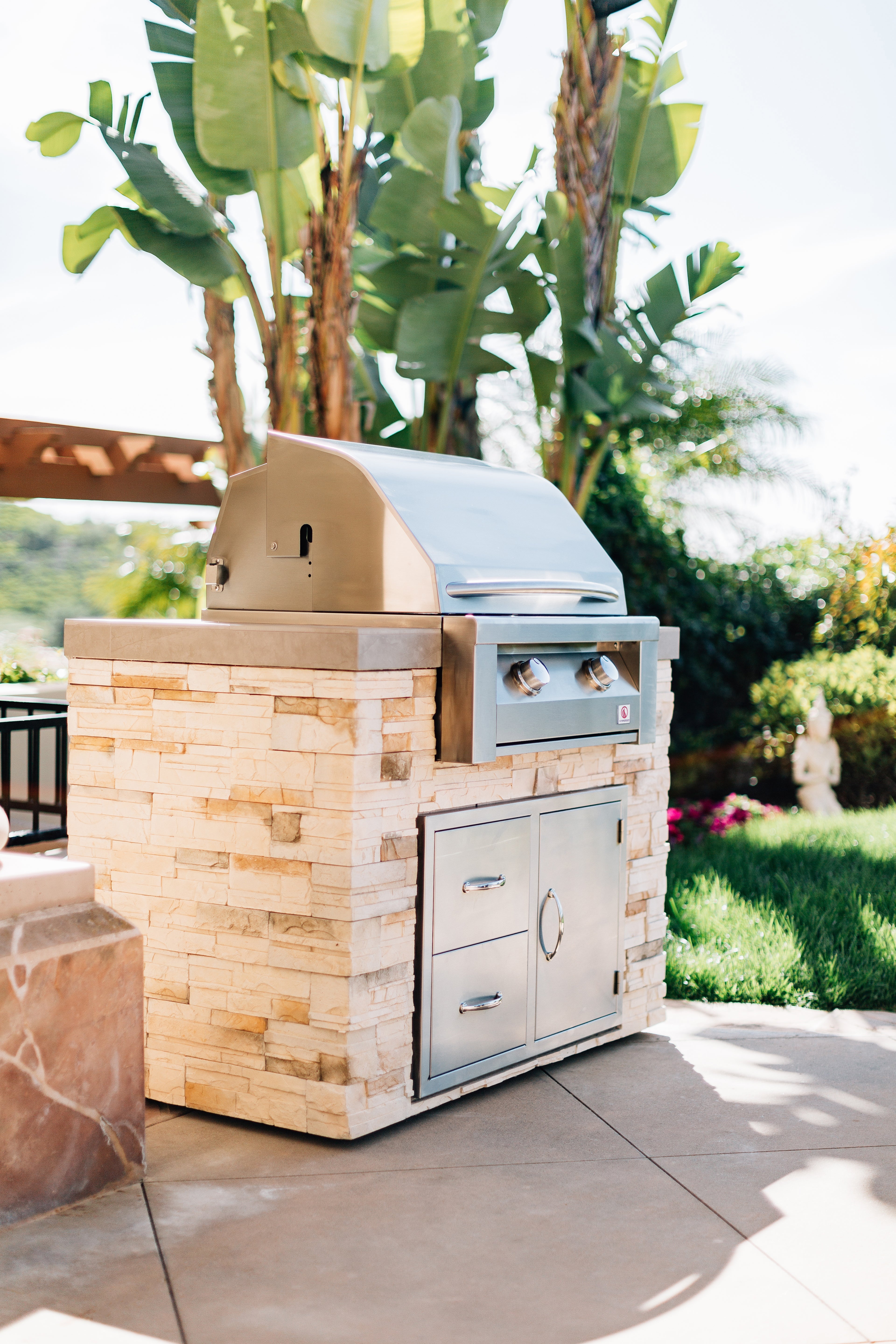 Summerset Builder 30-Inch 2-Burner Commercial Freestanding Gas Grill