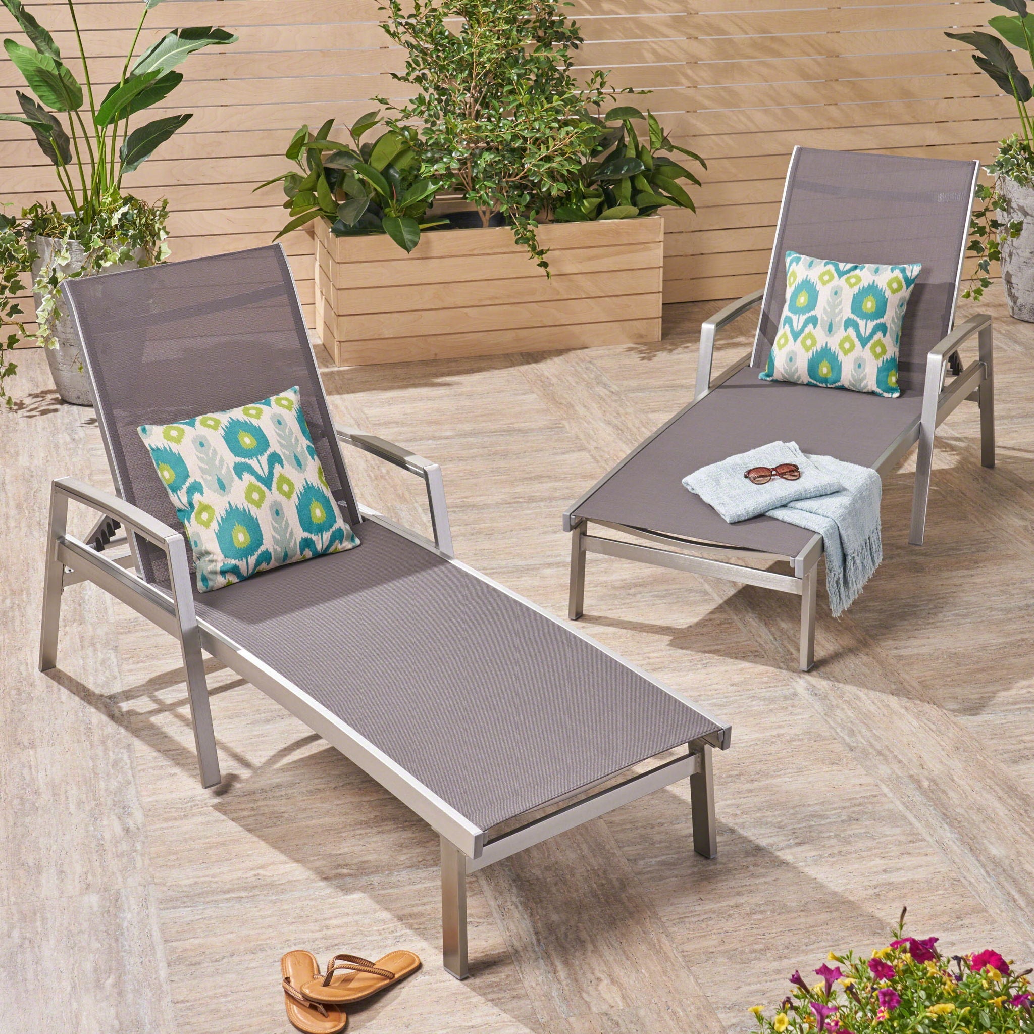 Oxton Chaise Lounge Stylish Outdoor Seating