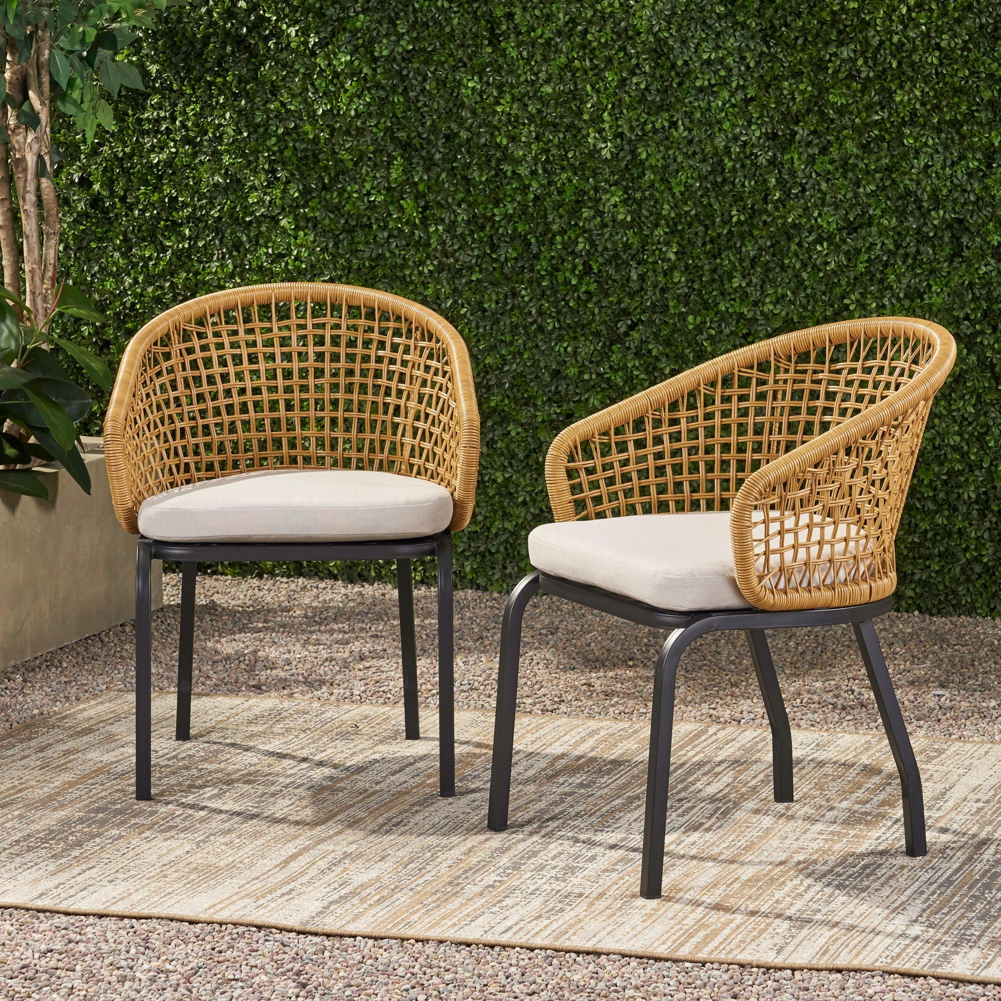 Outdoor Wicker Chair With Powder-Coated Iron Legs