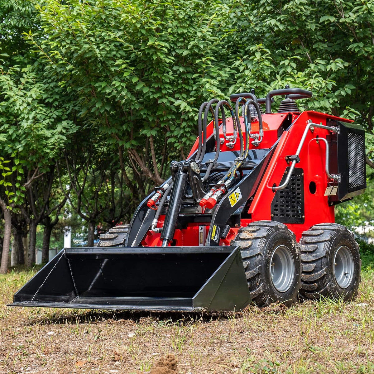 Heavy-Duty 13.5HP Mini Gas Skid Steer Loader With Wide Bucket