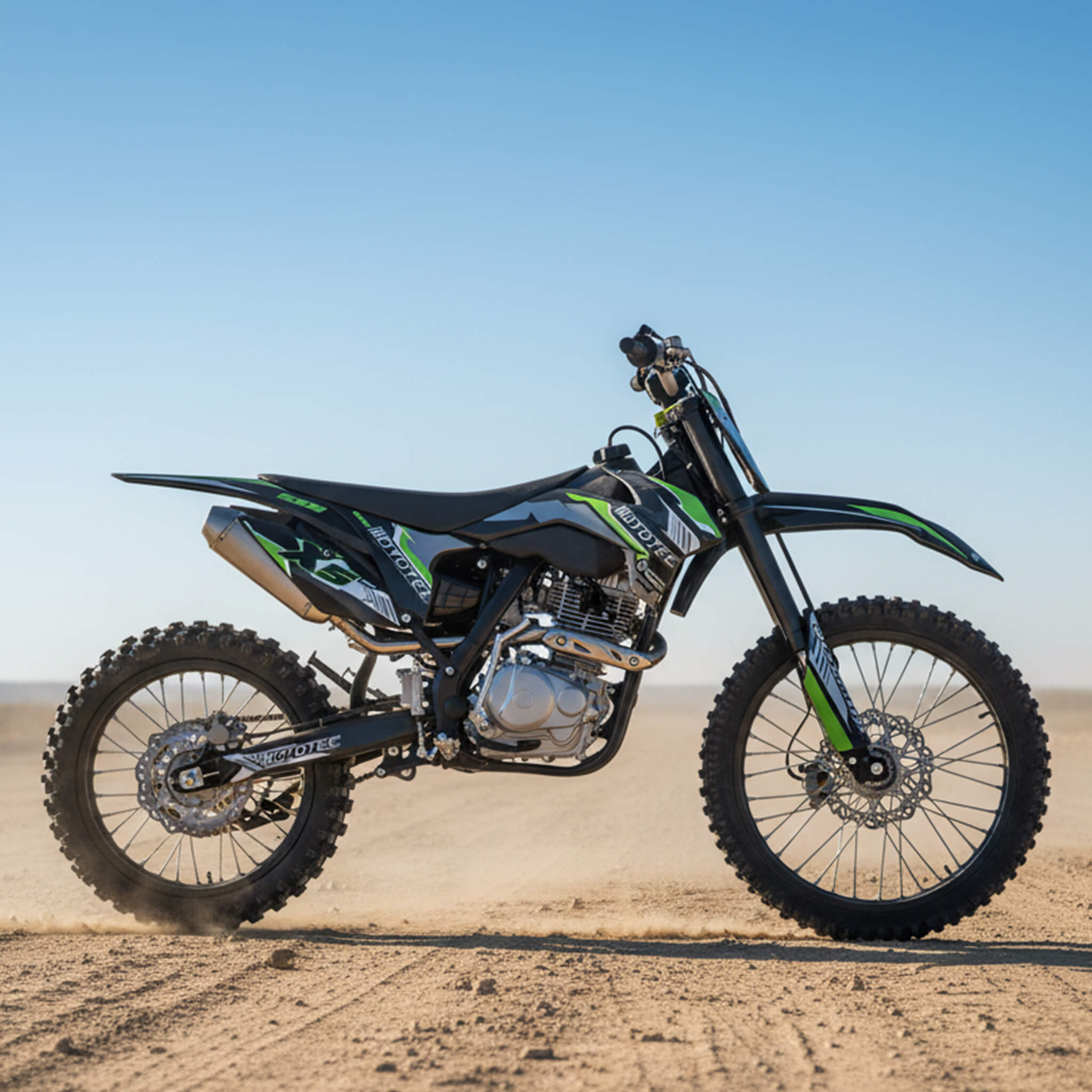 MotoTec X5 250CC 4-Stroke High-Performance Off-Road Gas Dirt Bike, Black
