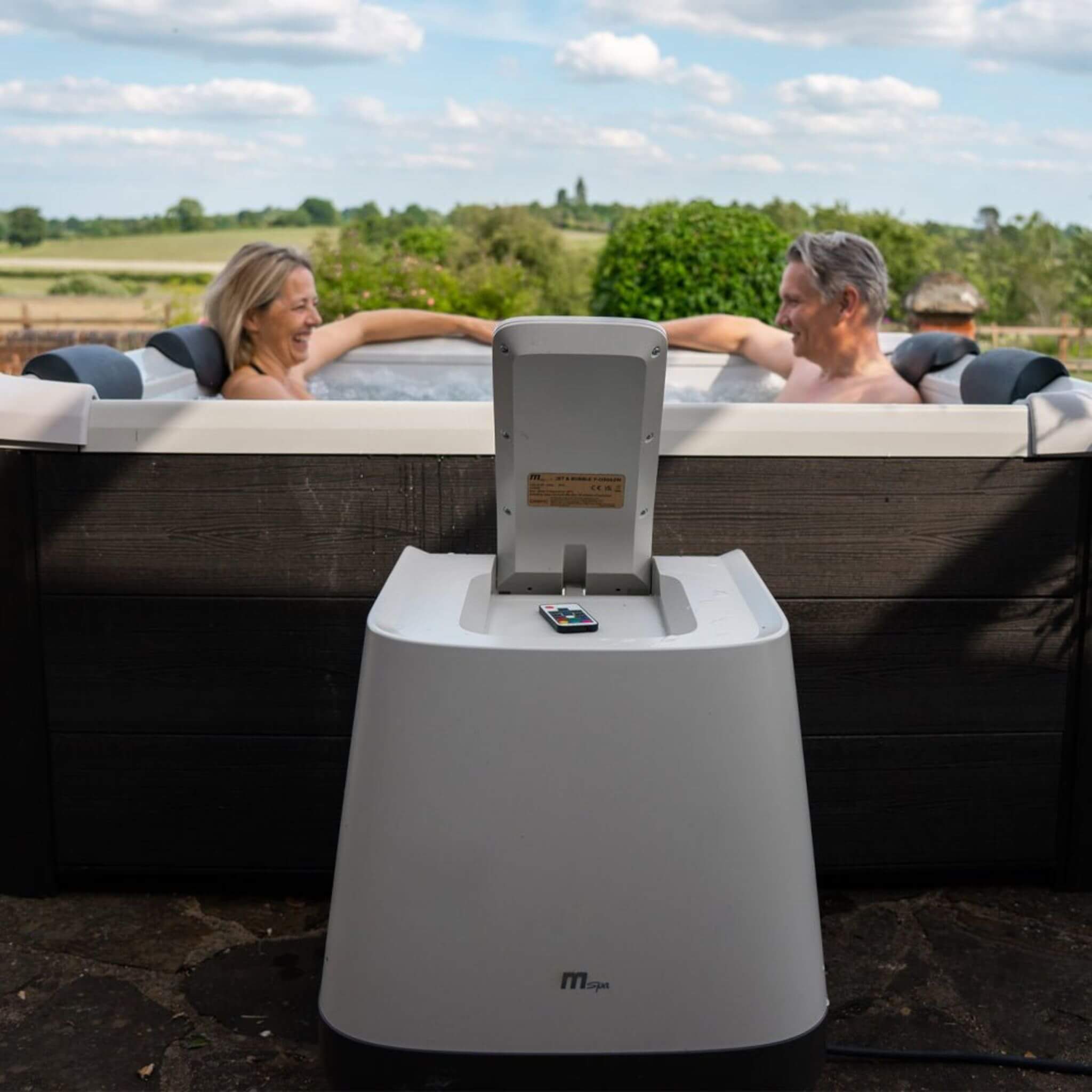 MSpa F-OS063W Oslo Supreme 6-Person 120 Jets Square Spa W/ LED Lights & Integrated App Control (SAK93516)