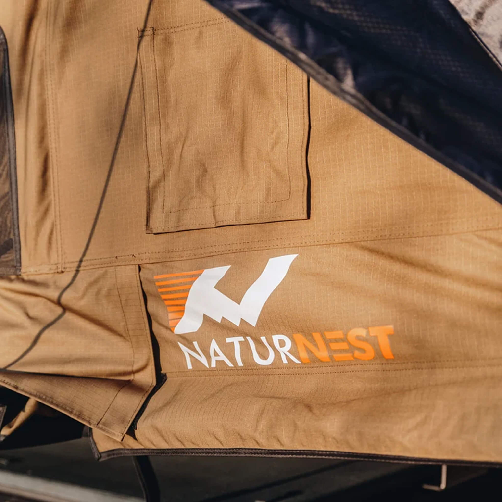 Naturnest Sirius 1 Plus XL Premium Hard Shell Rooftop Tent