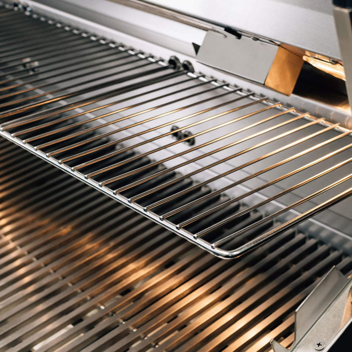Summerset Quest Grill With Rear Infrared Burner, Rotisserie Kit, & Drop-In Griddle Plate