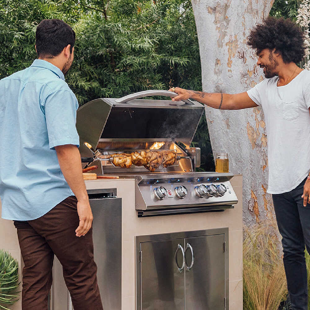 Summerset Sizzler Pro Premium Outdoor Built-In Gas Grill