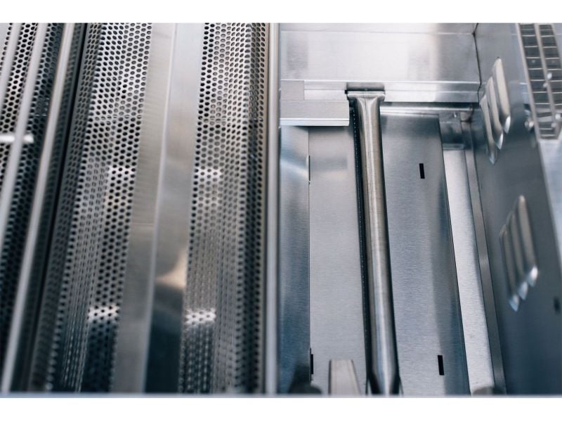 TrueFlame E-Series 32-Inch 4-Burner Built-In Gas Grill